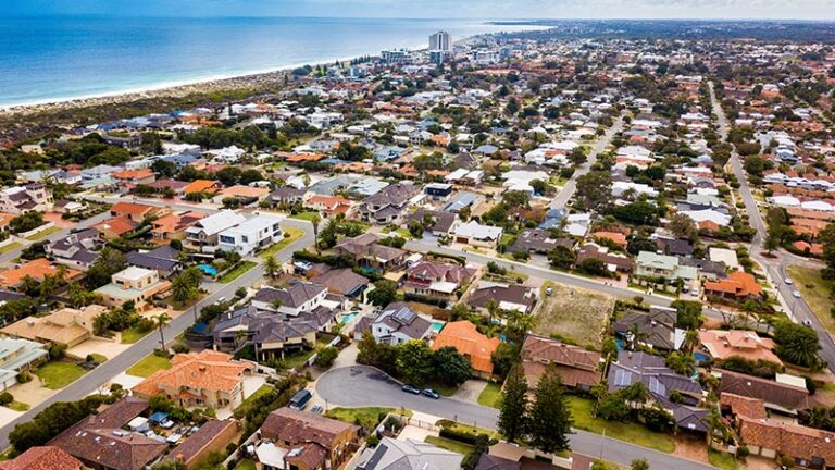 Suburban,Homes,In,Perth,,Western,Australia,,Photographed,From,A,Drone